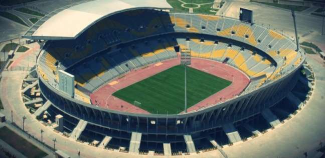 «كاف» يبلغ المصري بنقل مباراته أمام الزمالك إلى «برج العرب»